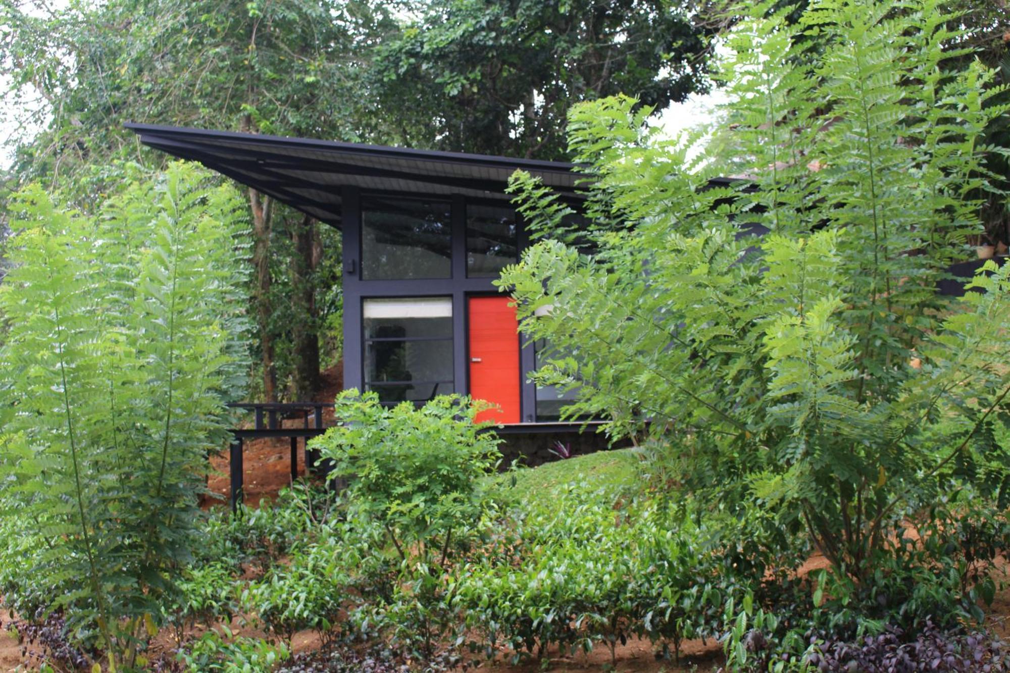The Country House Chalets Galle Bagian luar foto