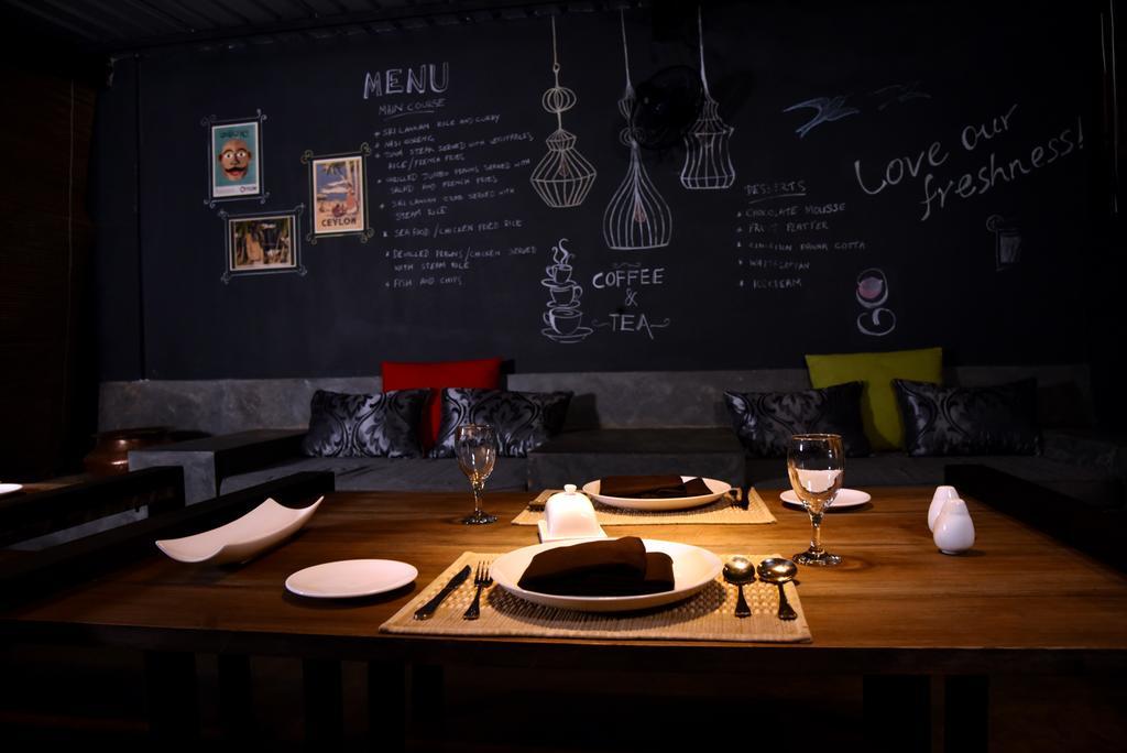 The Country House Chalets Galle Bagian luar foto