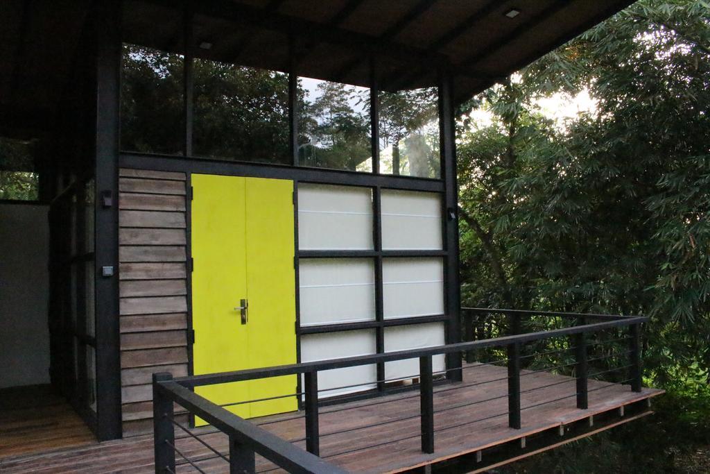 The Country House Chalets Galle Bagian luar foto