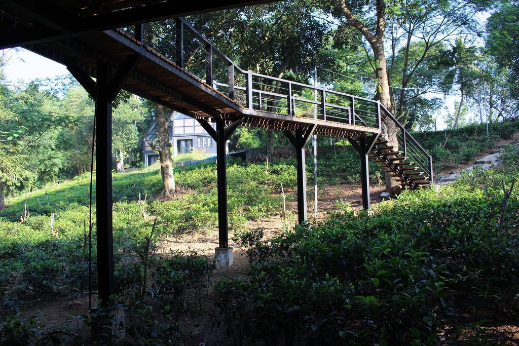 The Country House Chalets Galle Bagian luar foto