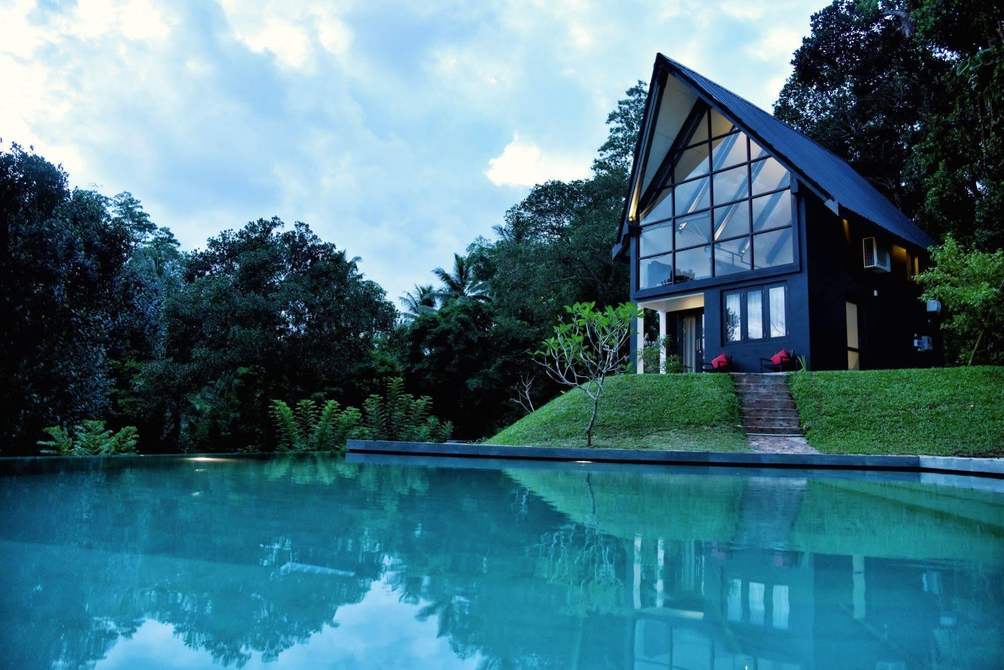 The Country House Chalets Galle Bagian luar foto